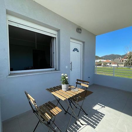 The Breeze & Sunlight Apartment 브래스나 외부 사진
