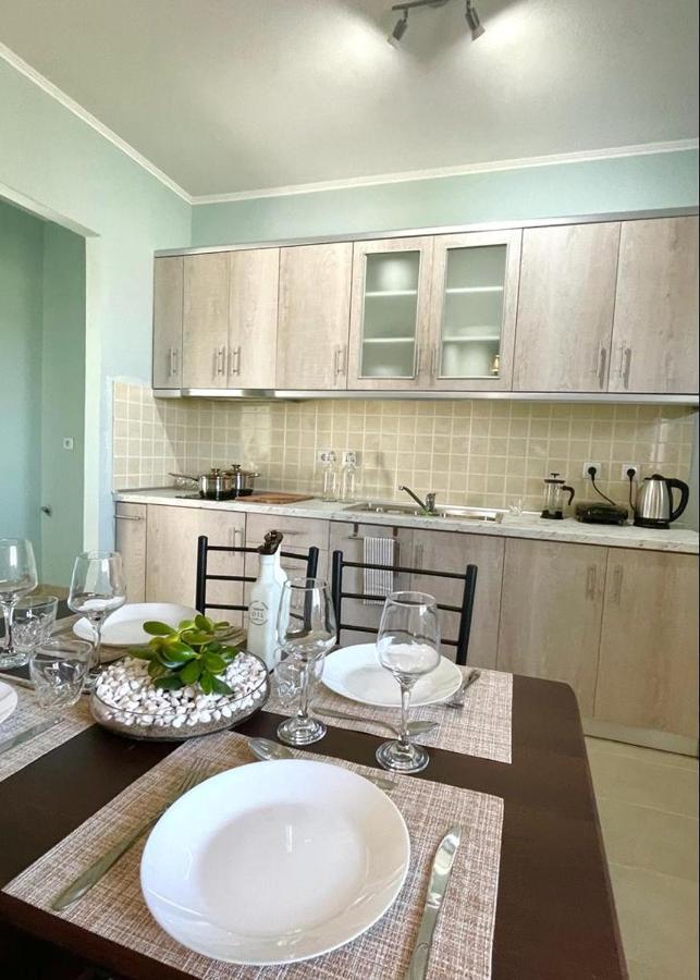The Breeze & Sunlight Apartment 브래스나 외부 사진